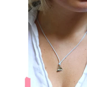 Online Barʘne rosə. Pendant Pendants