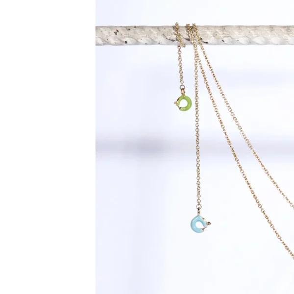 Sale Distanze misurabili in profumo. Necklace Necklaces