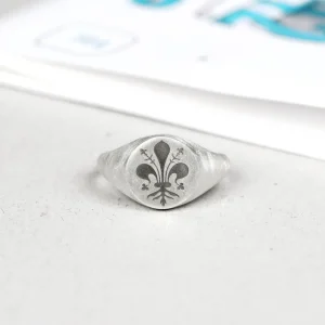 Hot Fiore Ciliegio Primo. Chevalier Rings | Customized Products