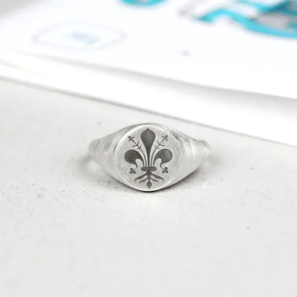 Hot Fiore Ciliegio Primo. Chevalier Rings | Customized Products