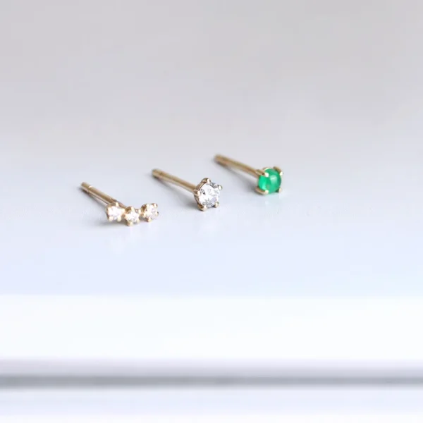 Fashion Green sigh. Single earring Earrings