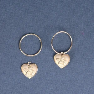 Fashion L’angelo contemplatore. Hoop earring Earrings