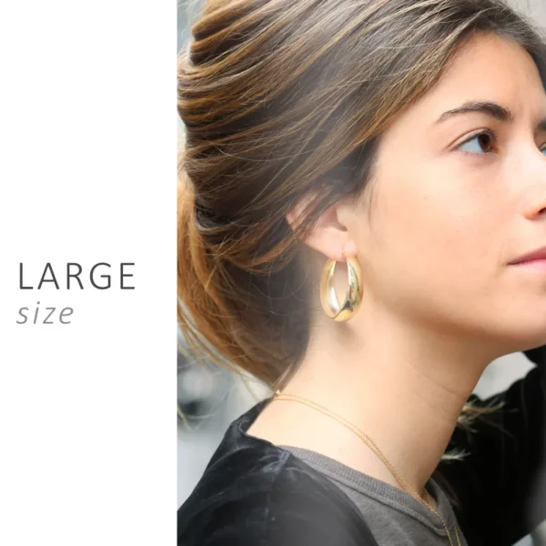 Online Scandal. Earrings (L) Earrings
