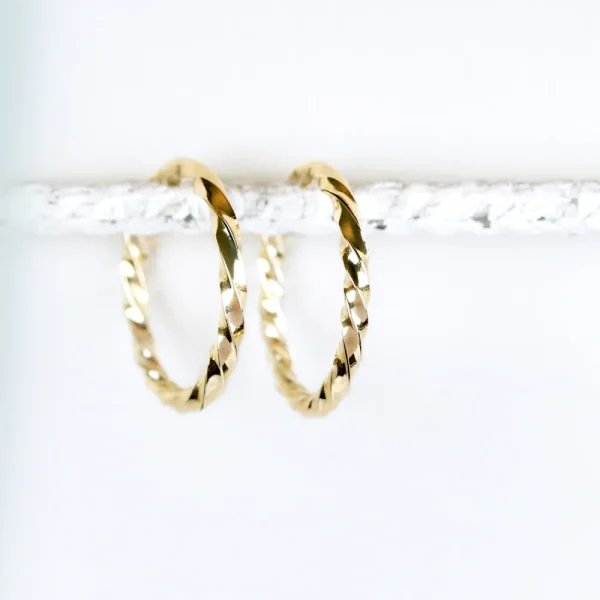 Outlet Siri a Mykonos. Earrings Earrings