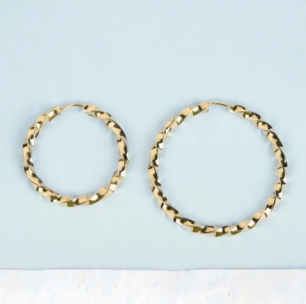 Outlet Siri a Mykonos. Earrings Earrings